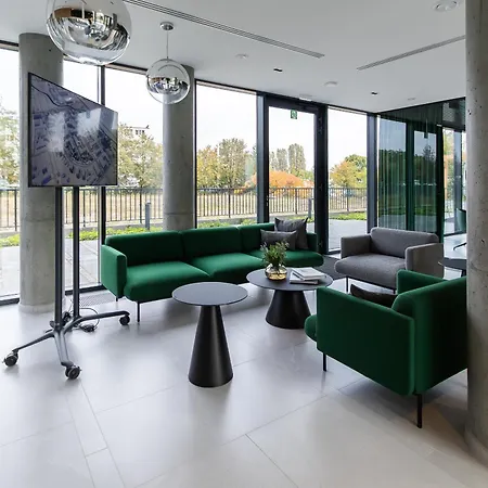 Apartment Glow - Amazonia Jagiellonska