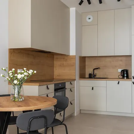 Apartment Glow - Amazonia Jagiellonska Danzig