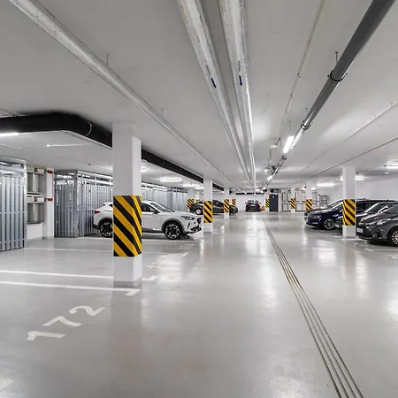 Glow - Amazonia Jagiellonska Danzig