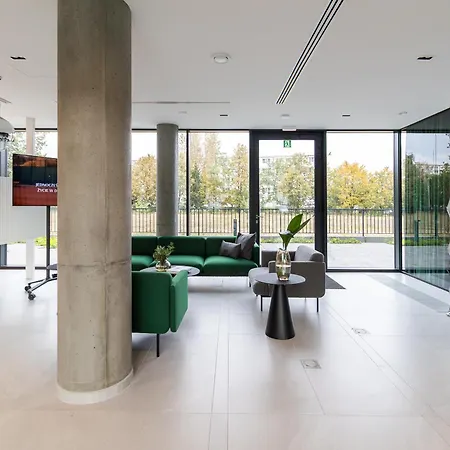 Glow - Amazonia Jagiellonska *